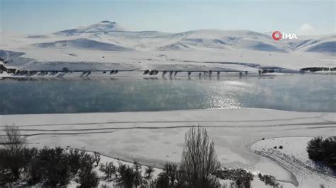 Erzincan’da soğuk havanın etkisiyle barajlar dondu